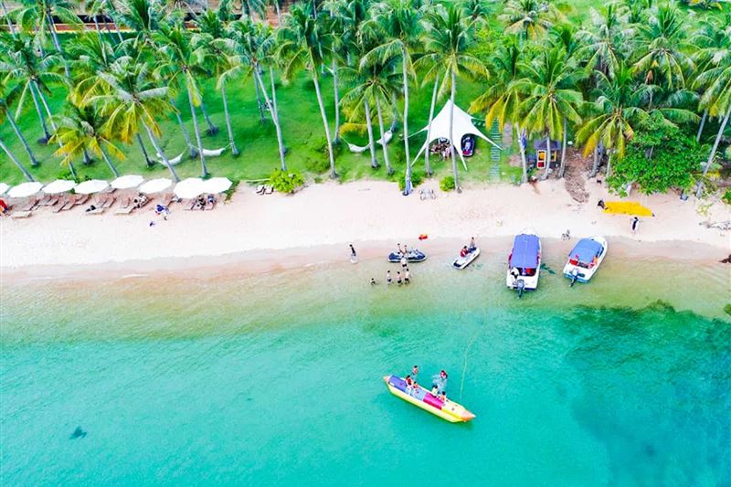 Phu Quoc Island South Tour: Pearl Farm, Historic Prison, Slingshot Adventure, and More